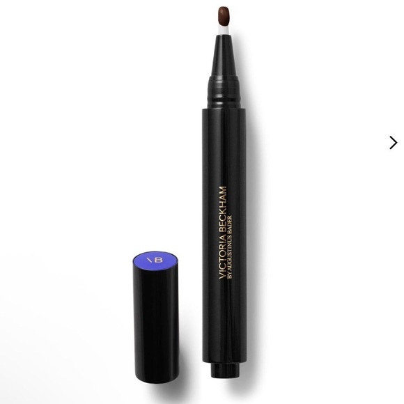 Victoria Beckham Other - Victoria Beckham Beauty Concealer R1